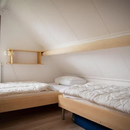 Holiday home Huijsmans Verhuur Type A De Luxe Zuiderdiep 32 Ouddorp